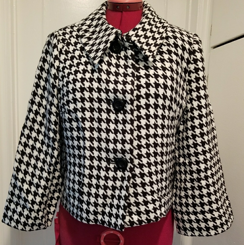 Womens Houndstooth Coat